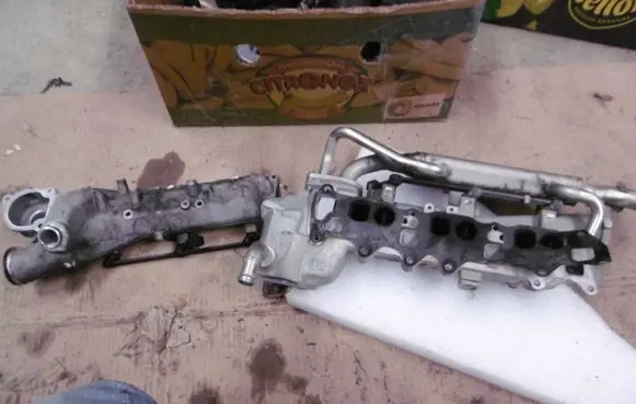 Mercedes-Benz S W221 Intake manifold A6421500594