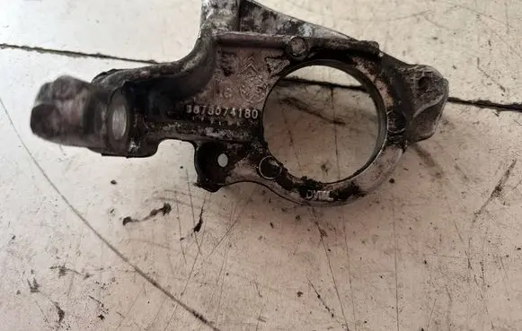 Peugeot 308 Driveshaft support bearing bracket 9678074180