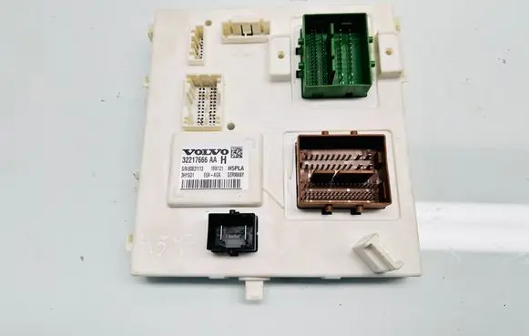 Volvo V90 Cross Country Comfort/convenience module 2014DJ5457 80831113 32217666AA