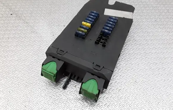 Mercedes-Benz Vito Viano W638 Fuse module 0005400650