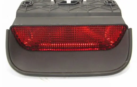 Honda CR-V Third/center stoplight