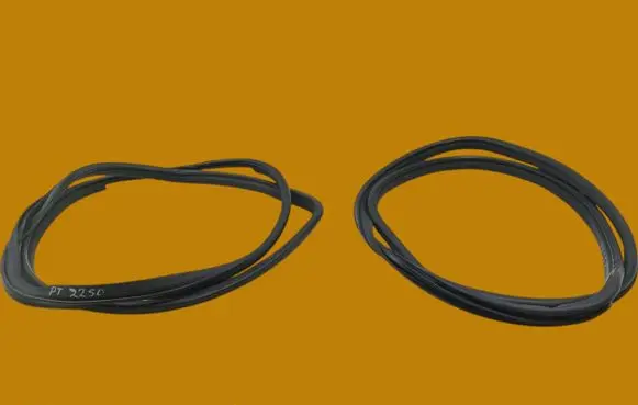 Toyota Auris 150 Rubber seal front door (on door) 