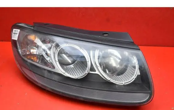 Hyundai Santa Fe Headlight/headlamp 921012BXXX