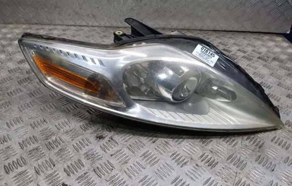 Ford Mondeo MK IV Headlight/headlamp