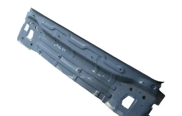 Audi Q7 4M Rear bumper support beam 4M0813303B