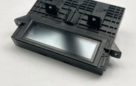 Volvo XC60 Screen/display/small screen 30772584 10W20E02 M8201100243