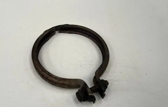 BMW 3 E90 E91 Muffler pipe connector clamp 7553602