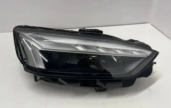 Audi A5 Headlight/headlamp 8W6941040