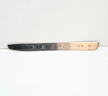 Peugeot 308 Front sill trim cover 9807062780