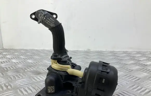 Audi A7 S7 4G Coolant heater control valve 059121057Q 059121737AR 059121131S
