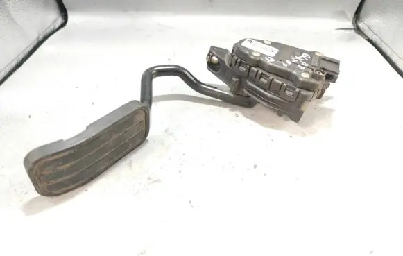 Volkswagen Sharan Accelerator throttle pedal 7M3721603B YM219F836AA 6PV00777003