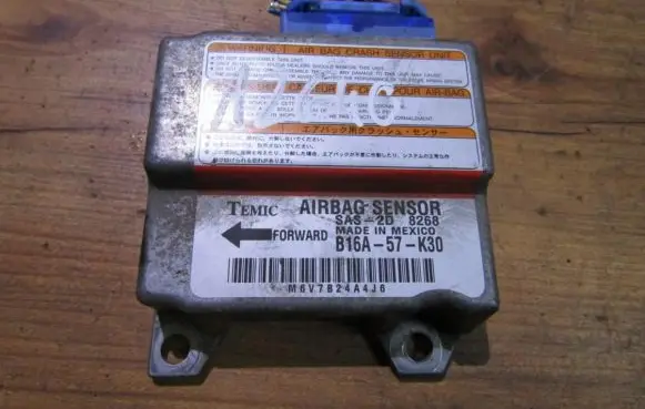 Mazda 323 Airbag control unit/module b16a57k30 m6v7b24a4j6