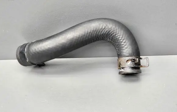 KIA Venga Engine coolant pipe/hose 256502A700