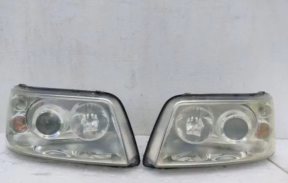 Volkswagen Transporter - Caravelle T5 Headlights/headlamps set 