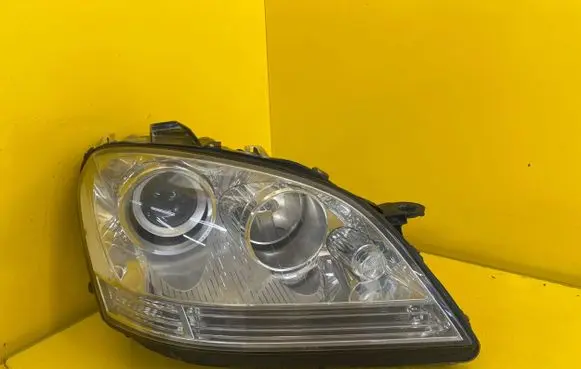 Mercedes-Benz ML W164 Headlight/headlamp
