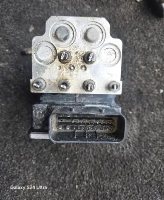 Opel Signum ABS Pump 96978079 T068998T WT0T6098T