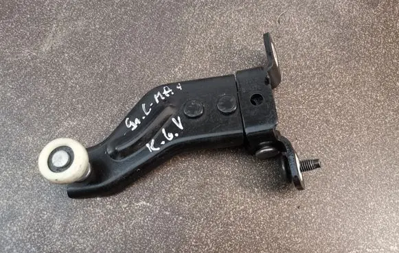 Ford Grand C-MAX Sliding door upper roller guide/hinge AM51U25029AF