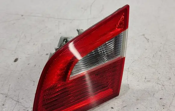 Skoda Superb B6 (3T) Tailgate rear/tail lights 3T5945094
