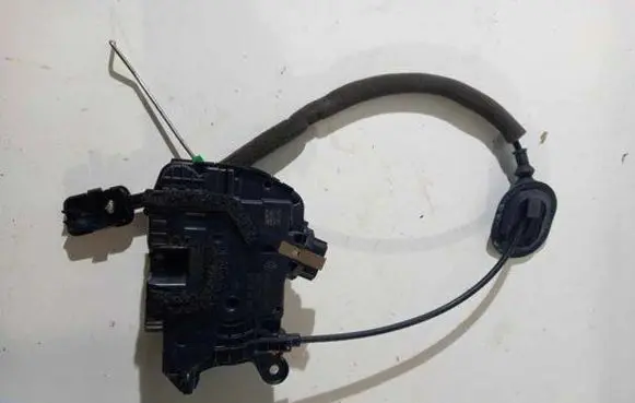 Renault Zoe Front door lock 805031107R 40517235 B10FP1HCD