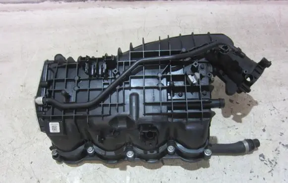 BMW X3 G01 Intake manifold 11618603914
