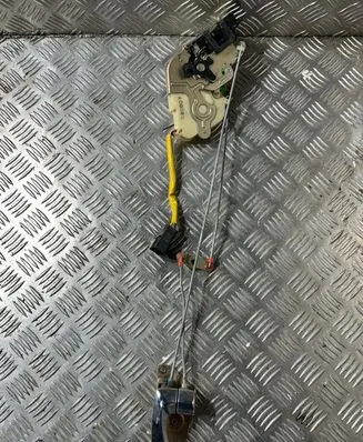 KIA Sorento Rear door lock 020607