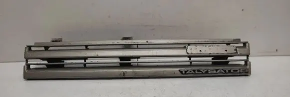 Mazda 626 Front grill g22550711