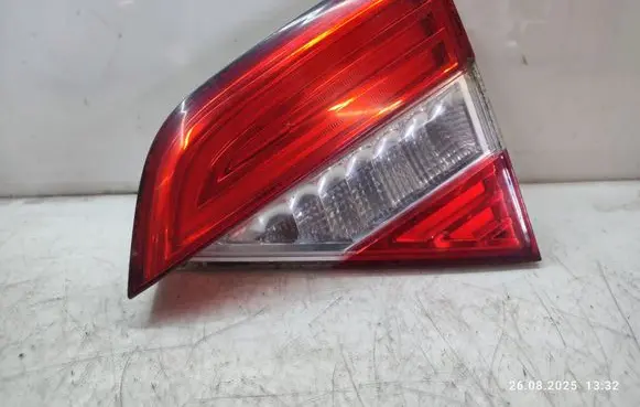 Skoda Superb B6 (3T) Tailgate rear/tail lights 3T5945094B