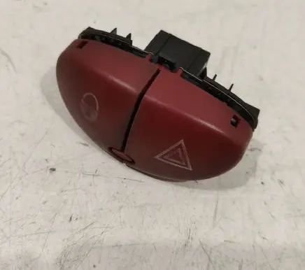 Citroen Xsara Picasso Hazard light switch