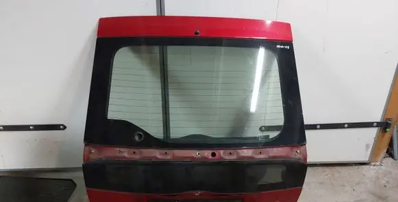 Toyota Prius (NHW20) Tailgate/trunk/boot lid