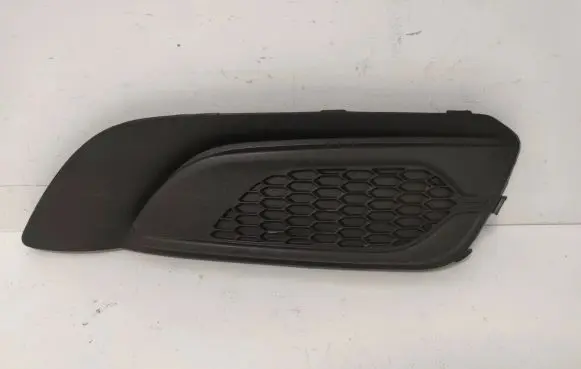 Opel Crossland X Front bumper lower grill 475498858