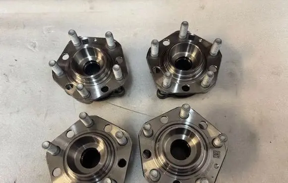 Tesla Model 3 Front wheel ball bearing P1044123 P1044123-00