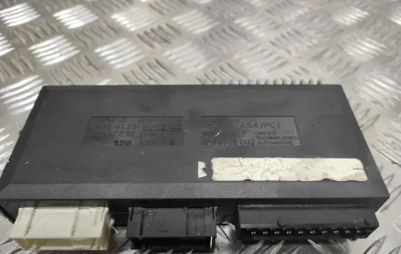 BMW 5 E39 Comfort/convenience module 8372142 60837710