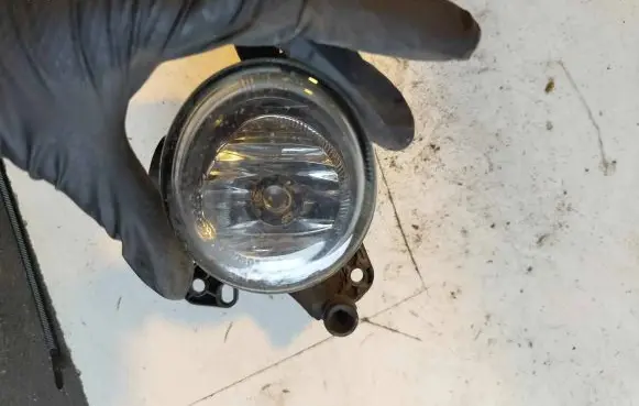 Mercedes-Benz C W204 Front fog light 0305086002 ZGS0011