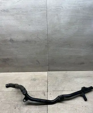 Volkswagen Golf VII Engine coolant pipe/hose 04C121070B