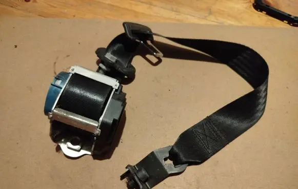 Alfa Romeo 159 Front seatbelt 1002316