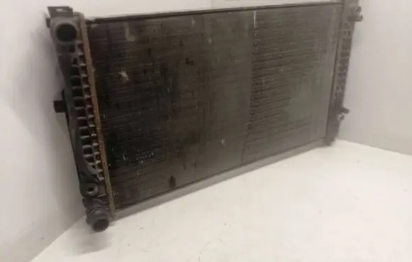Audi A4 S4 B5 8D Coolant radiator
