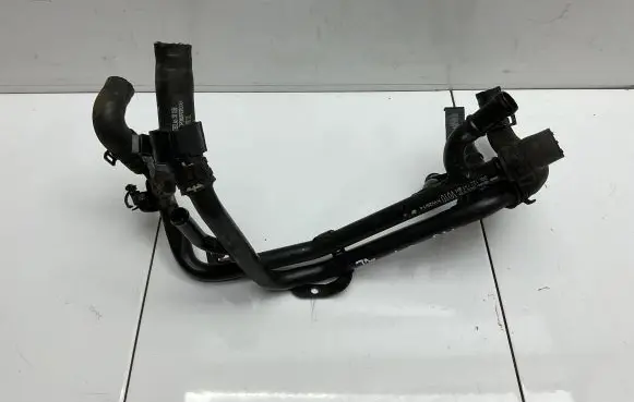 Audi A6 S6 C7 4G Engine coolant pipe/hose 04L122157BH