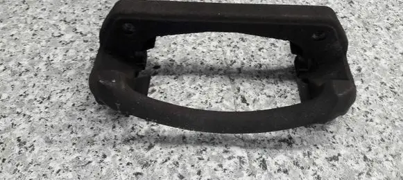 Opel Karl Front Brake Caliper Pad/Carrier jarzmo