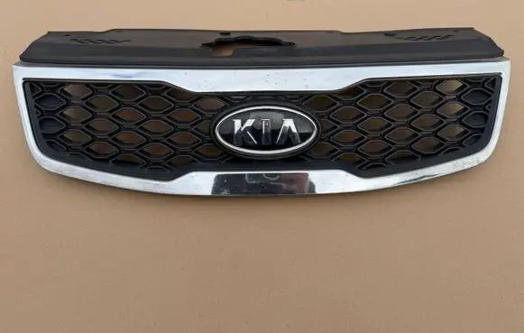 KIA Rio Front bumper upper radiator grill 863601G600