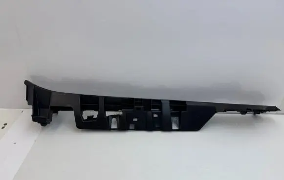 Peugeot 5008 II Front bumper mounting bracket 9815361380