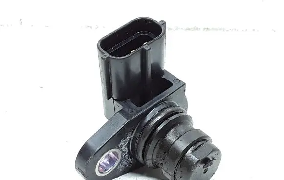 Volvo V70 Camshaft position sensor 8658495