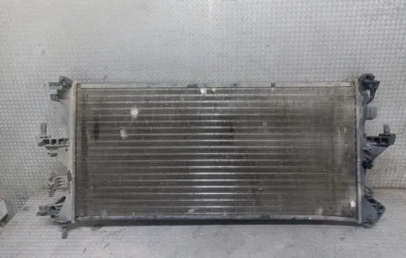 Coolant radiator