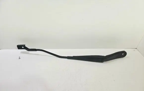 Front wiper blade arm