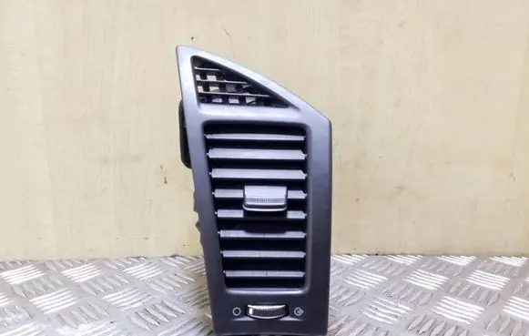 Hyundai i40 Dashboard side air vent grill/cover trim 3Z97490000