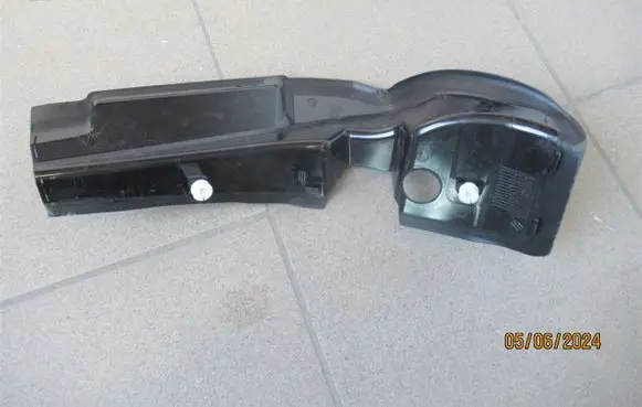 BMW X7 G07 Rear/tail light trim molding 18951610