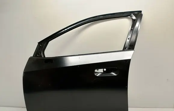 BMW 2 Active Tourer U06 Front door
