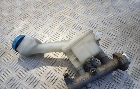 Nissan Primera Master brake cylinder 224865