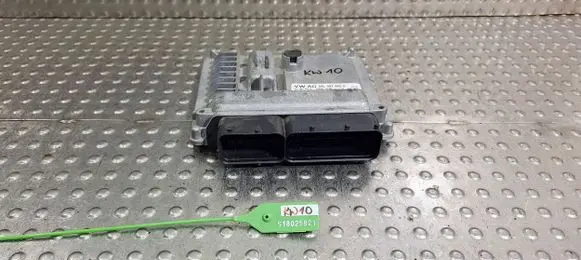 Volkswagen Golf VII Engine control unit/module 04L907445G 28594714