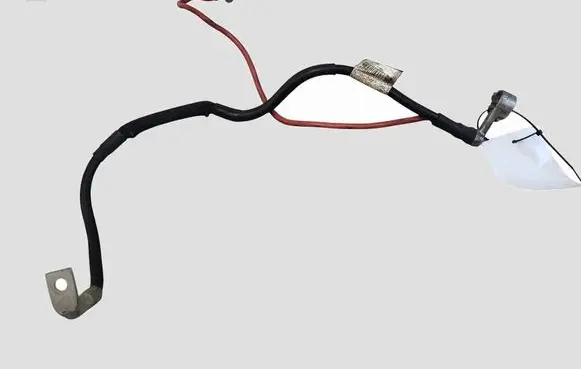 Volkswagen Golf Plus Positive cable (battery)