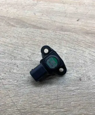 Mercedes-Benz E W211 Air pressure sensor A0051535028 081128
